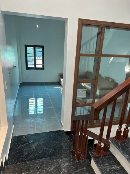 Bán Căn Nhà 3 Tầng Có Gara Oto Ngõ Phố Vũ Hựu, Ph Thanh Bình, Tp Hd, 50M2, Mt 4M, 3 Ngủ - 643117