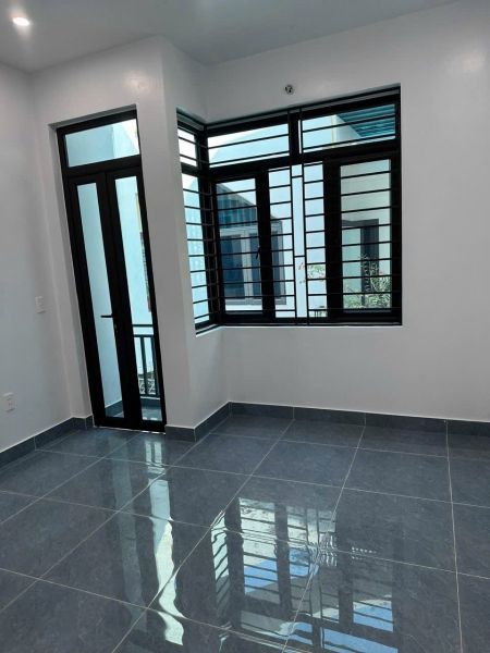 Bán Căn Nhà 3 Tầng Có Gara Oto Ngõ Phố Vũ Hựu, Ph Thanh Bình, Tp Hd, 50M2, Mt 4M, 3 Ngủ - 643120