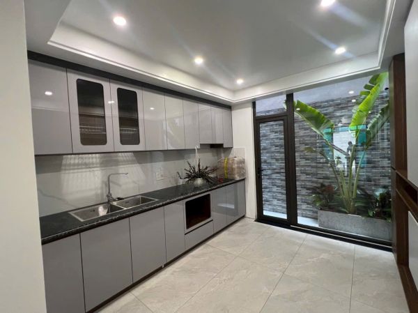 Bán Nhà 3 Tầng Ngõ Phố Nguyễn Đình Chiểu, Ph Ngọc Châu, Tp Hd, 40.5M2, 3 Ngủ, Gần Đường - 643270