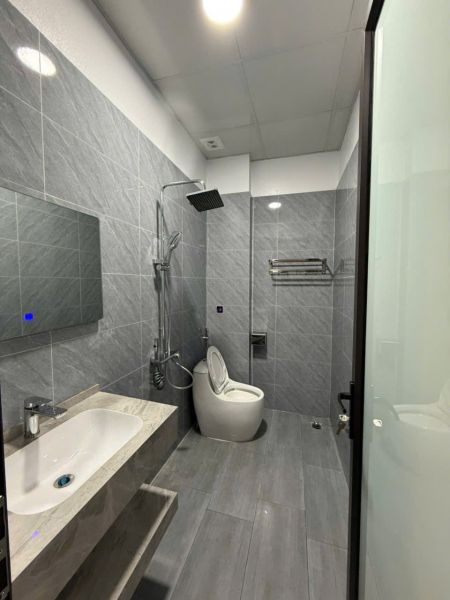 Bán Căn Nhà 3 Tầng Ngõ Phố Nguyễn Chí Thanh, Ph Tân Bình, Tp Hd, 51.5M2, 3 Ngủ, 3 Vs, 3.66 Tỷ - 643438