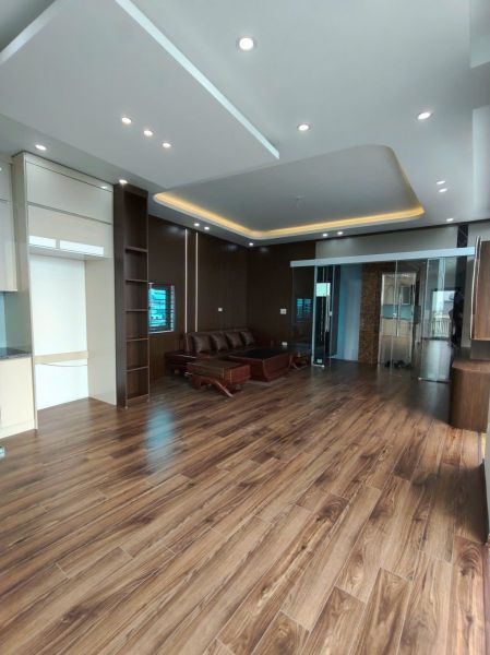 Bán Căn Góc Mặt Đường Lê Thanh Nghị, Tp Hải Dương, 84.3M2, 5 Tầng, Kd Buôn Bán, Giá Tốt - 643711