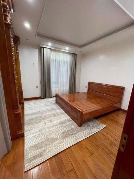 Cho Thuê Căn Biệt Thự 3 Tầng Khu Ecopark, Tp Hải Dương, 200M2, Sân Vườn Đẹp, An Ninh - 643813