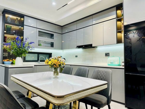 Bán Căn Nhà 4 Tầng Ngõ Đường Ngô Quyền, Ph Tân Bình, Tp Hd, 66M2, Mt 4M, Gara Oto, 5.X Tỷ - 643876