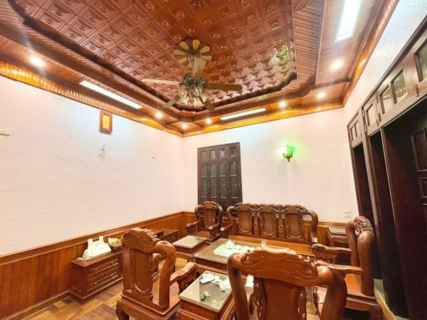 Bán Căn Nhà Mặt Phố Khu Đông Nam Cường, Tp Hải Dương, 70M2, Mt 10M, 3.5 Tầng, 3 Ngủ - 644023