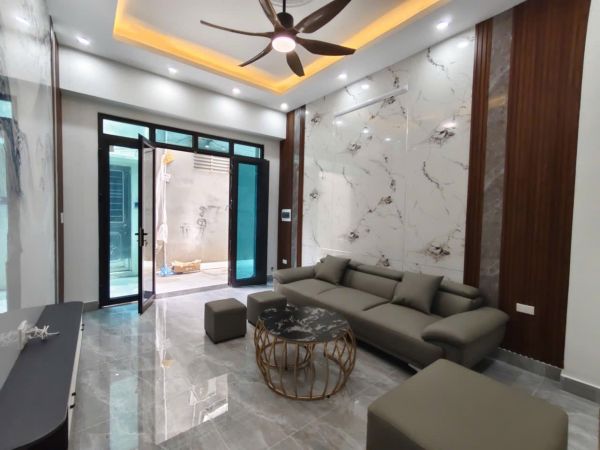 Bán Căn Nhà 3 Tầng Ngõ 166 Vũ Hựu, Ph Thanh Bình, Tp Hd, 43.7M2, 3 Ngủ, 3 Vs, Chỉ 2.69 Tỷ - 644062