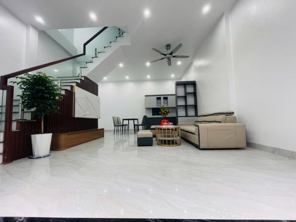 Bán Căn Nhà 3 Tầng Ngõ Phố Phan Chu Trinh, Ph Nhị Châu, Tp Hd, 42M2, Mt 5M, 3 Ngủ, 3 Vs - 644326