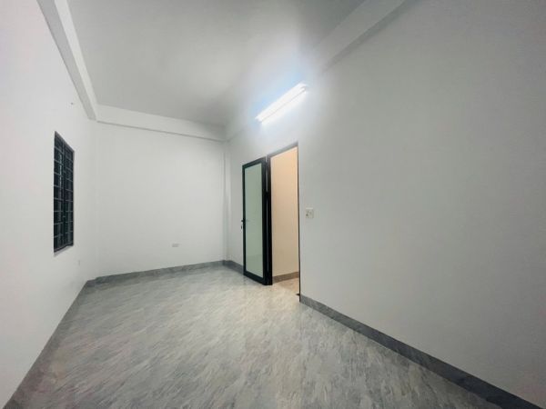 Bán Căn Nhà 3 Tầng Ngõ Phố Phan Chu Trinh, Ph Nhị Châu, Tp Hd, 42M2, Mt 5M, 3 Ngủ, 3 Vs - 644332