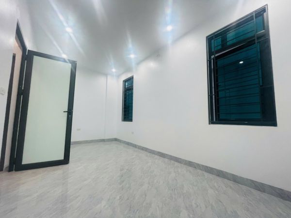 Bán Căn Nhà 3 Tầng Ngõ Phố Phan Chu Trinh, Ph Nhị Châu, Tp Hd, 42M2, Mt 5M, 3 Ngủ, 3 Vs - 644335
