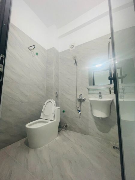 Bán Căn Nhà 3 Tầng Ngõ Phố Phan Chu Trinh, Ph Nhị Châu, Tp Hd, 42M2, Mt 5M, 3 Ngủ, 3 Vs - 644341