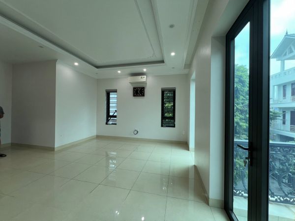 Bán Căn Nhà 4 Tầng Lô Góc, Thang Máy, Mặt Phố Phường Trần Hưng Đạo, Tp Hd, 73.3M2, Mt 6M - 644410
