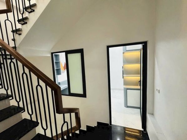 Bán Nhà Ngõ Phố Hàn Thượng, Phường Thành Đông, Tp Hd, 41M2, Mt 4M, 3 Ngủ, 2 Vs, 2.X Tỷ - 644581