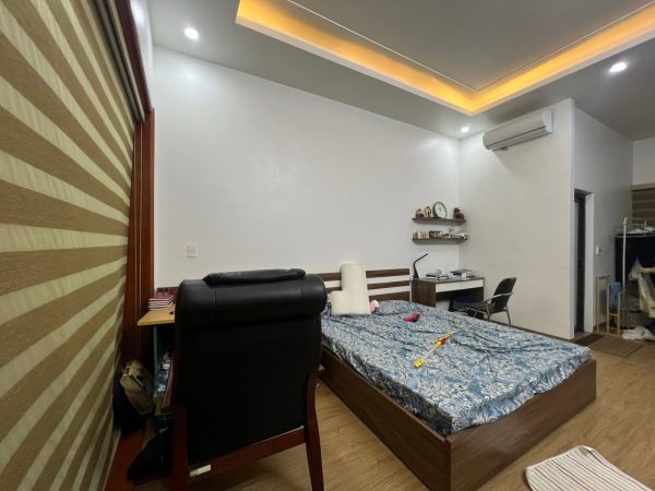 Bán Nhà 3 Tầng Gần Khu Vịt Cỏ Hồ Sen, Ph Tân Bình, Tp Hd, 75M2, 3 Ngủ, Nhà Đẹp, Giá Tốt - 644659